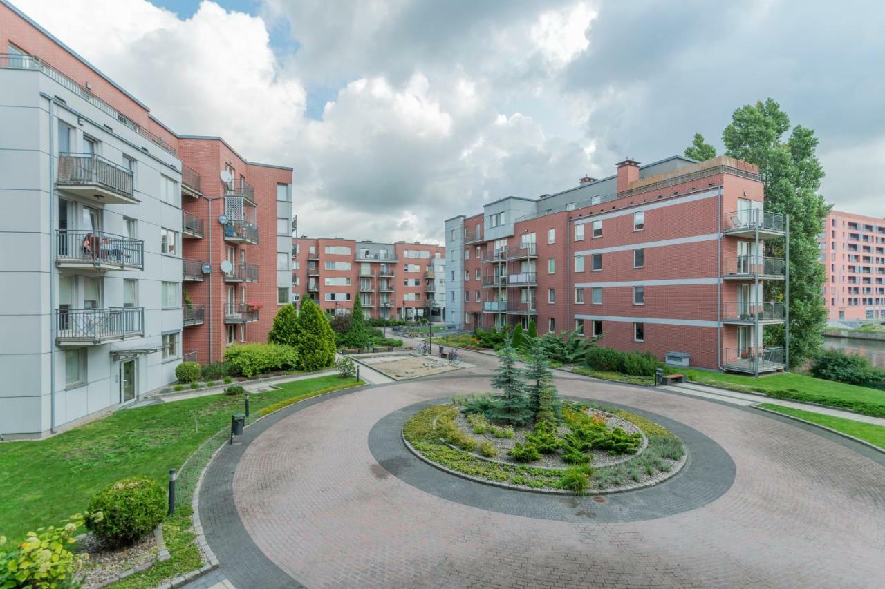 Citystay Lastadia Gdansk Apartment Buitenkant foto
