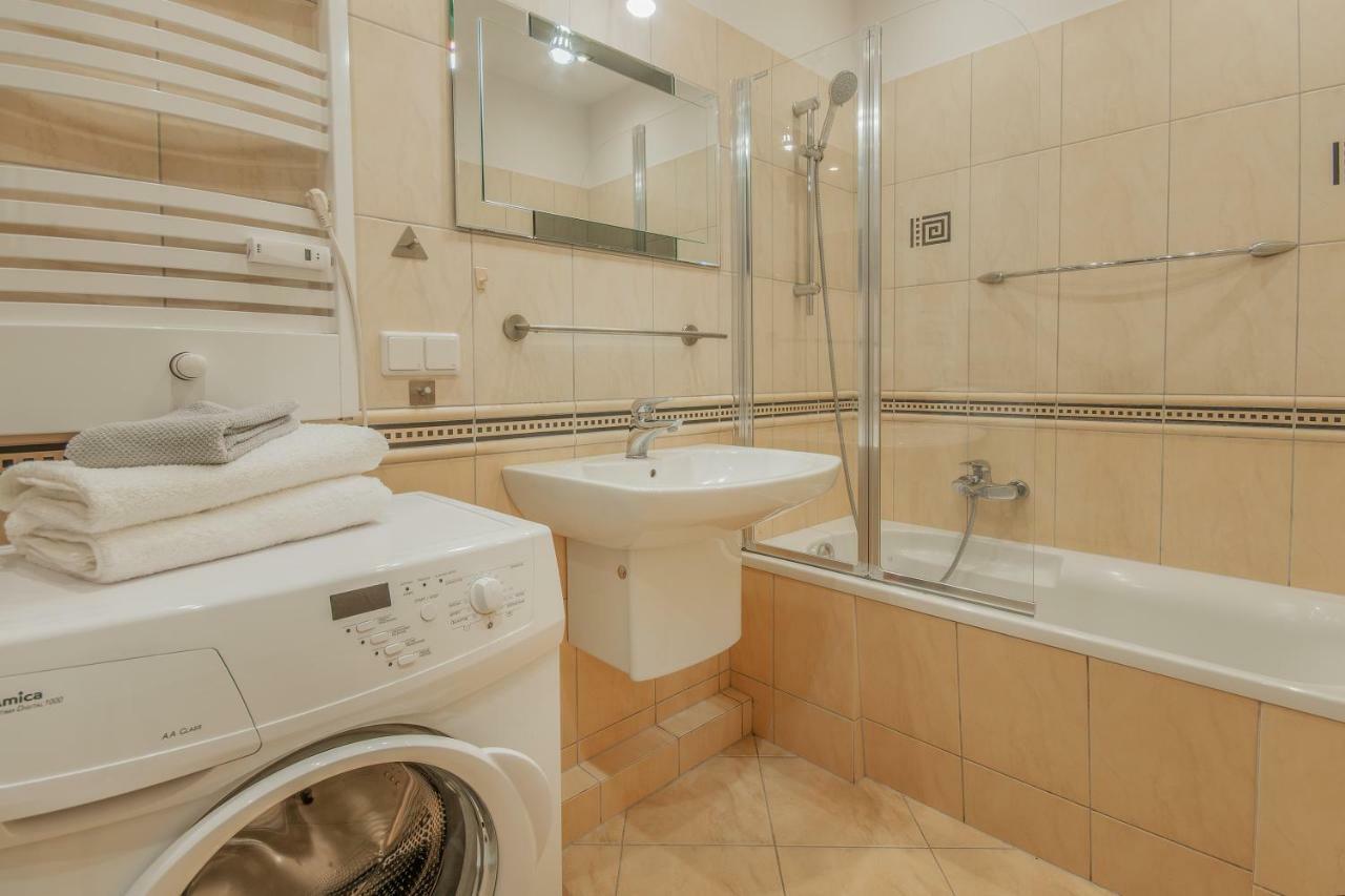 Citystay Lastadia Gdansk Apartment Buitenkant foto